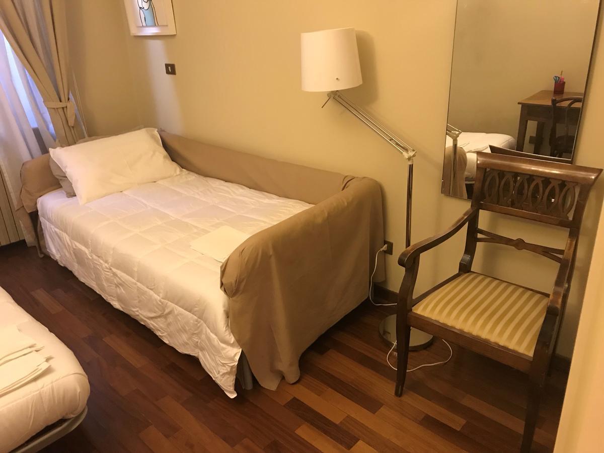 Homebo La Finestrella Apartment 博洛尼亚 外观 照片